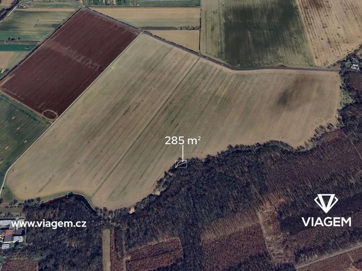 Prodej pozemku 285 m², Troubky