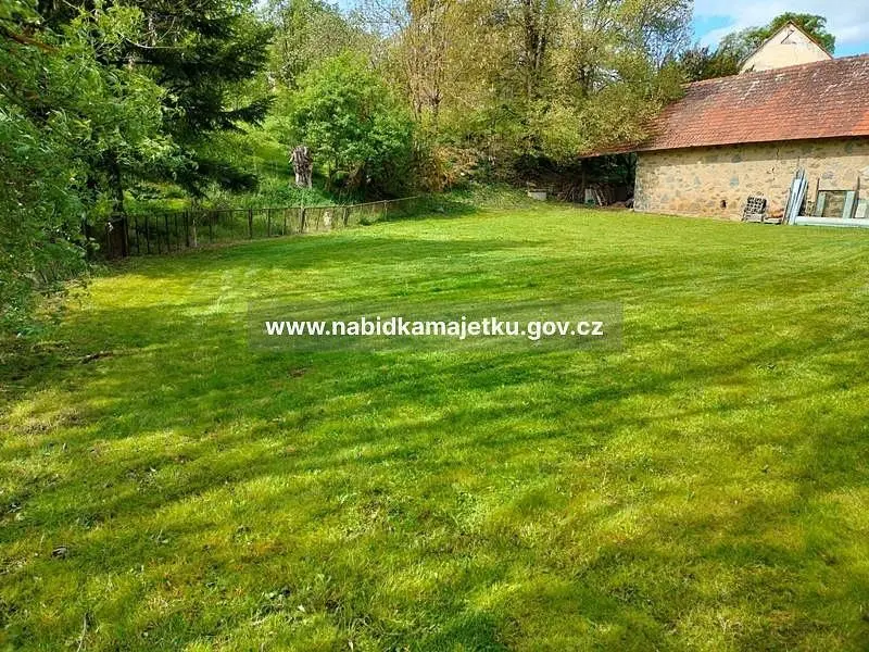 Prodej pozemku 564 m², Jickovice
