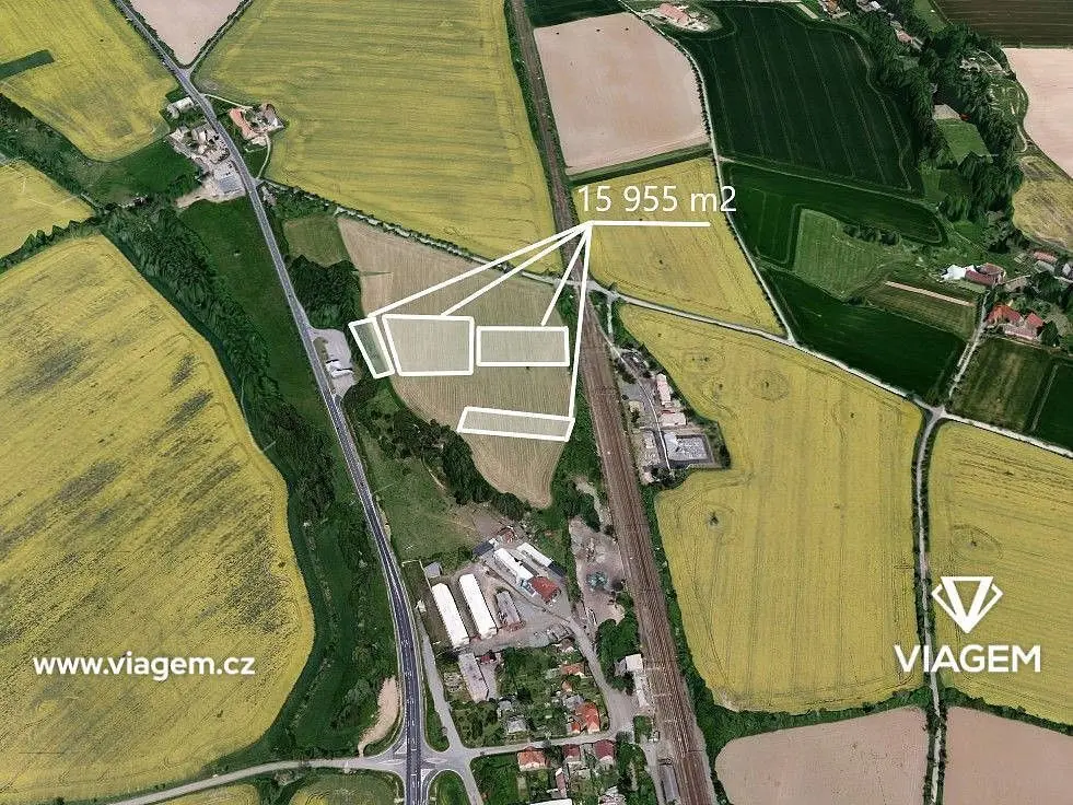 Prodej pozemku 5048 m², Golčův Jeníkov