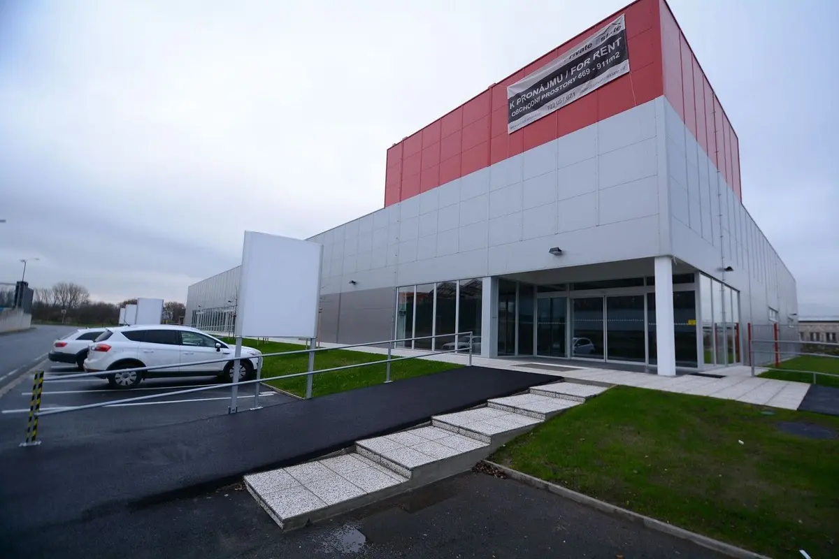 Pronájem komerčního prostoru 698 m², Litoměřice