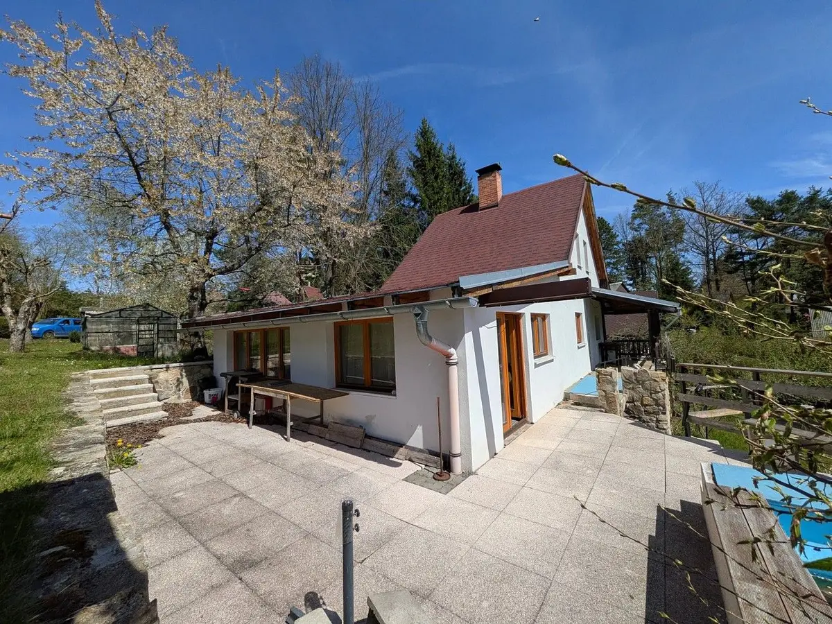 Prodej nemovitosti 120 m², Lásenice