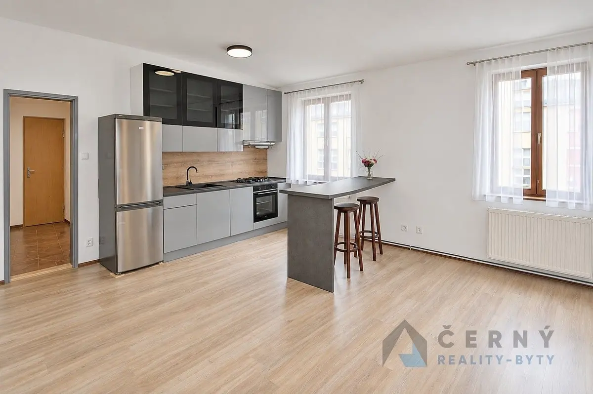 Pronájem bytu 1+kk 45 m², Staré Město · Liberec