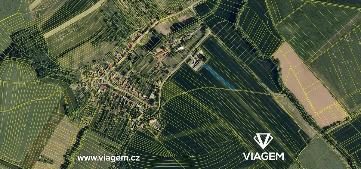 Prodej pozemku 2698 m², Zlámanka · Kroměříž