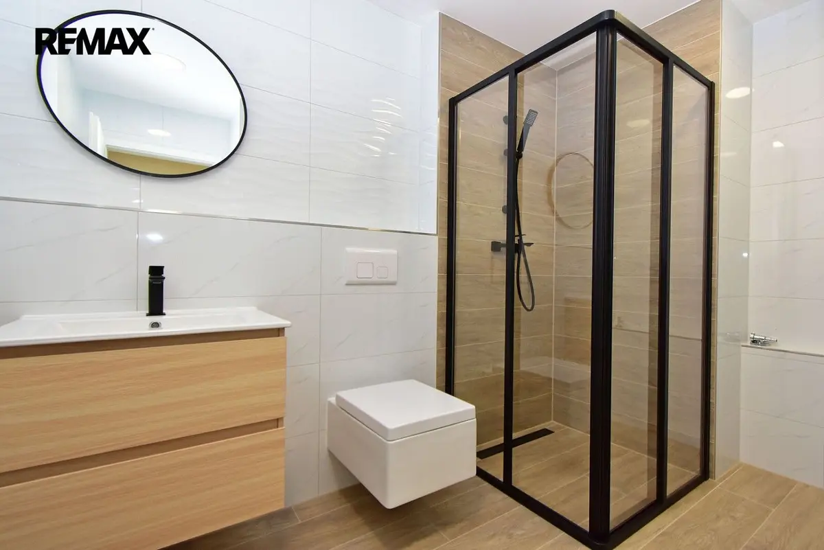 Pronájem bytu 1+kk 30 m², Mladoboleslavská · Kbely