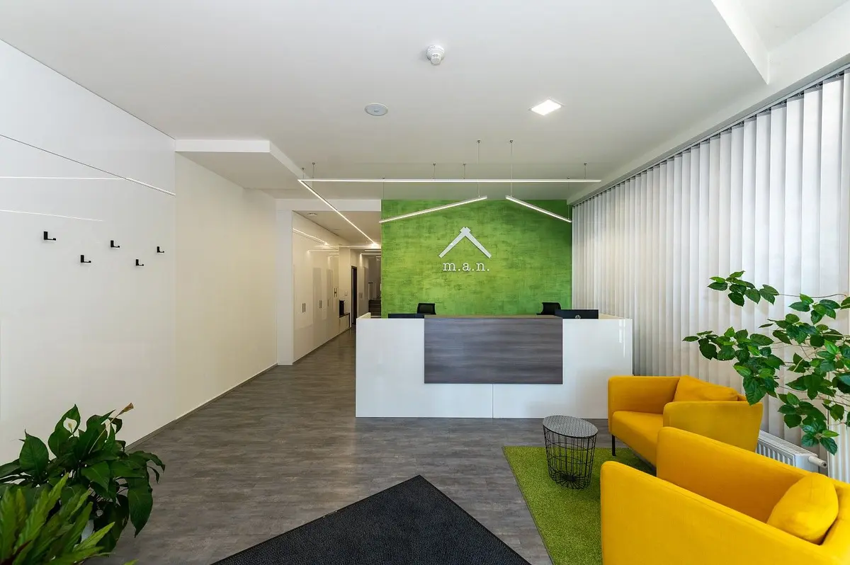 Prodej komerčního prostoru 225 m², Žitenická · Prosek