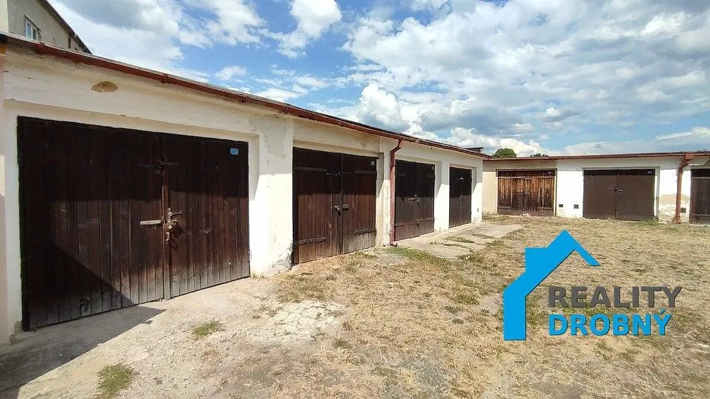 Pronájem nemovitosti 21 m², Vrchlického · Lom u Mostu · Lom
