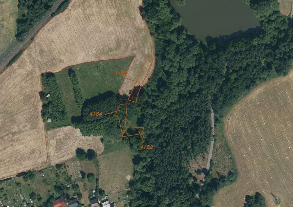 Prodej pozemku 1549 m², Tachov