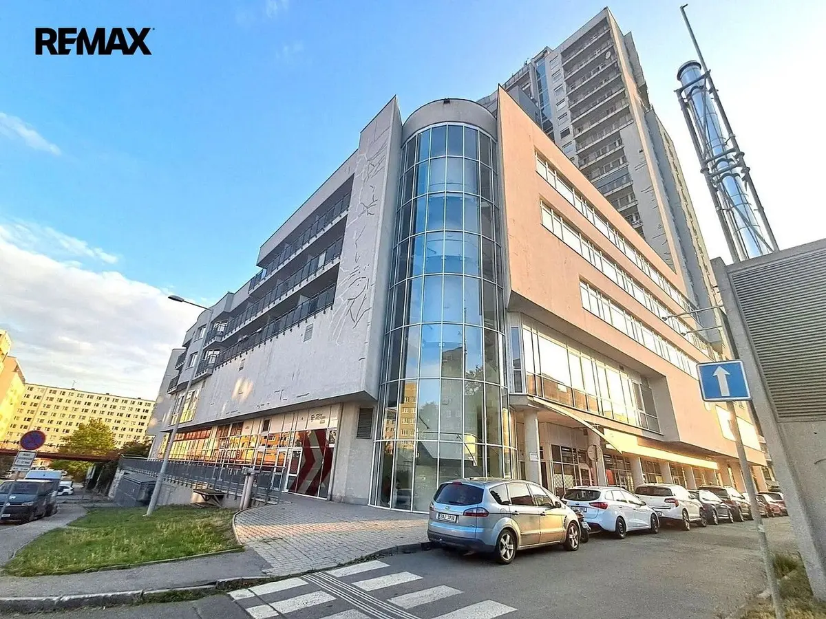 Prodej nemovitosti 11 m², V hůrkách · Stodůlky