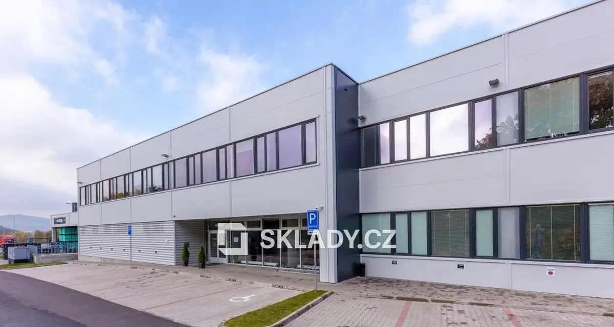 Pronájem komerčního prostoru 6800 m², nám. Míru · Rychnov u Jablonce nad Nisou