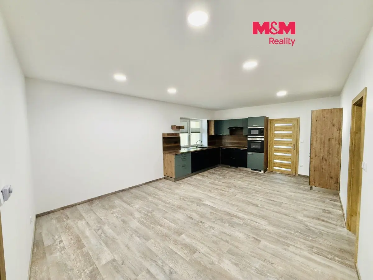 Pronájem domu 85 m², Na Letné · Náchod