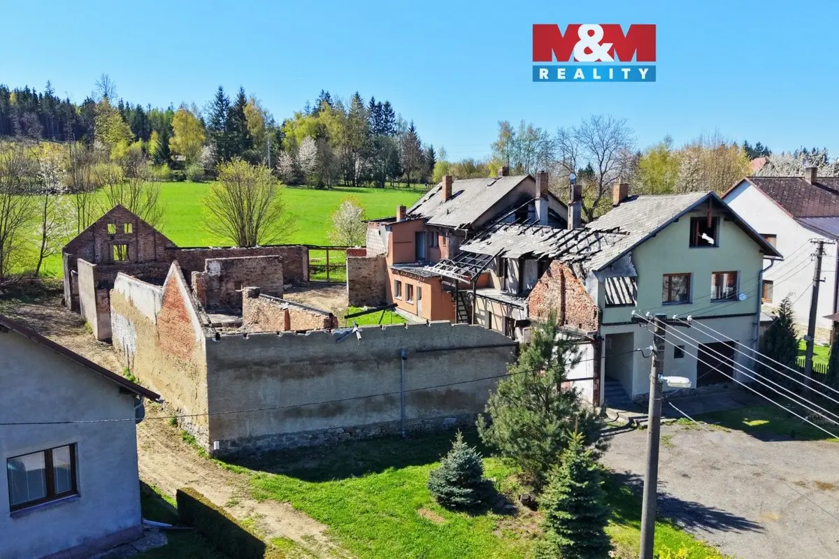 Prodej komerčního prostoru 250 m², Milíčov