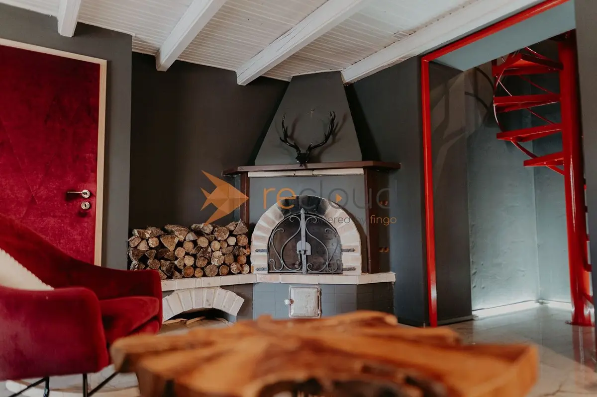 Prodej nemovitosti 250 m², Frymburk