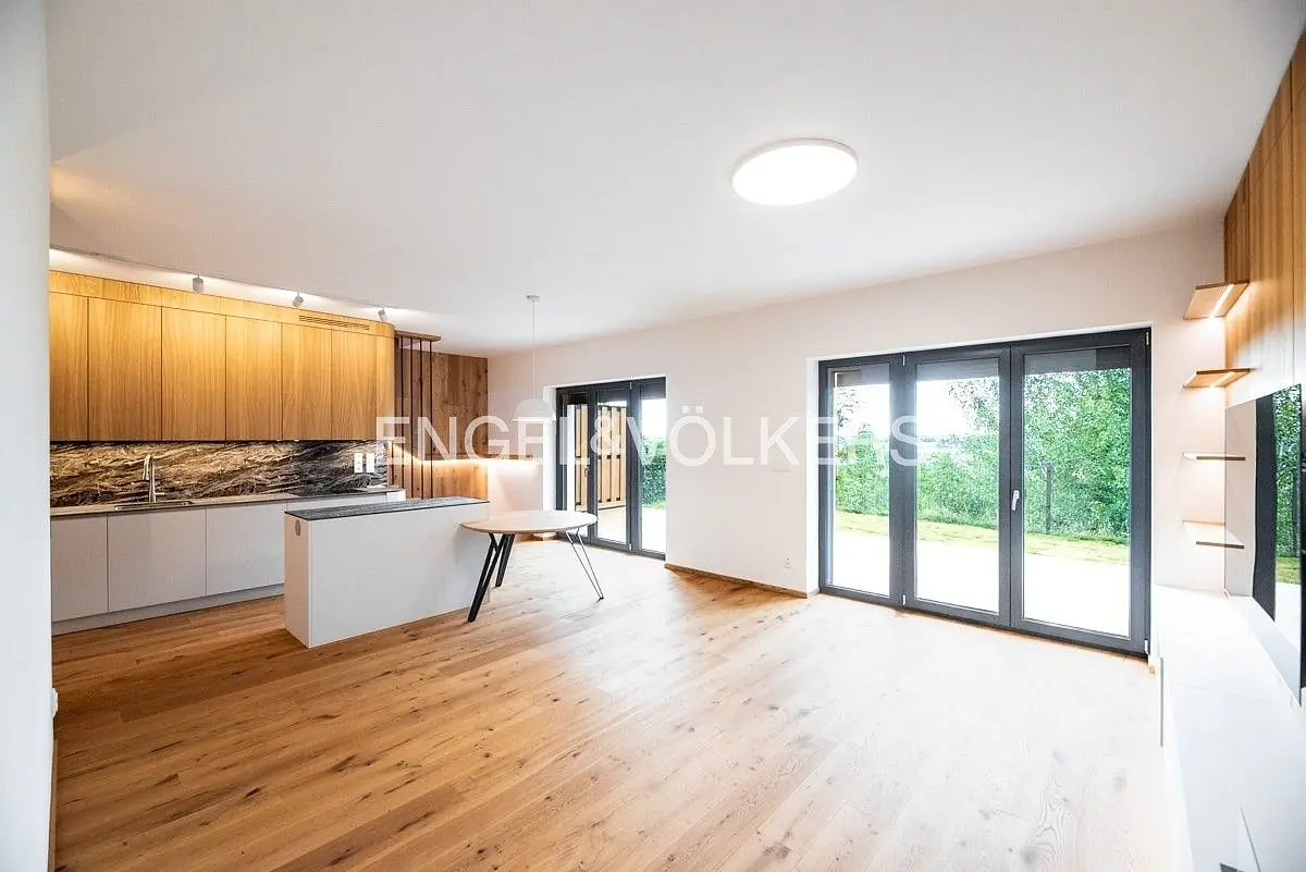 Pronájem domu 141 m², Nad višňovkou · Ruzyně