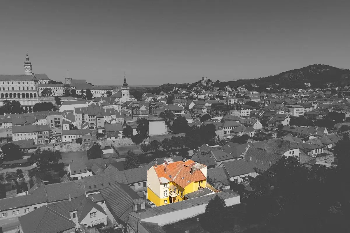 Prodej komerčního prostoru 820 m², Koněvova · Mikulov na Moravě · Mikulov