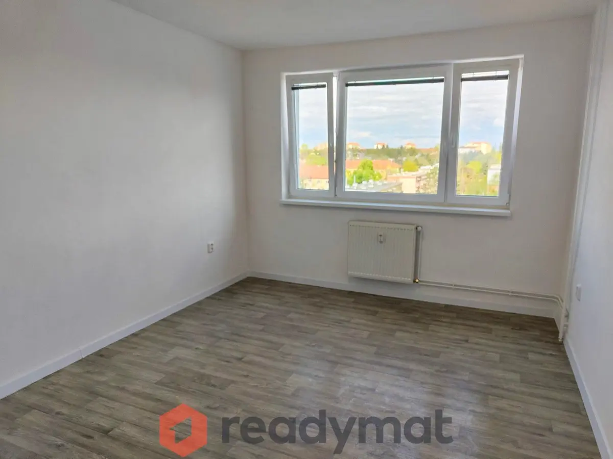 Pronájem bytu 2+kk 32 m², Nádražní řádek · Hodonín